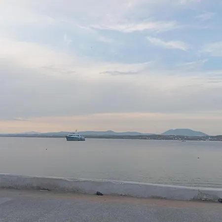 Διαμέρισμα Alice Mesokhórion